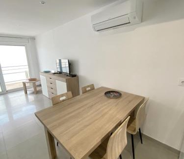 Santa Margarida Apartment | Discover Roses I: Family & Pet Friendly Retreat