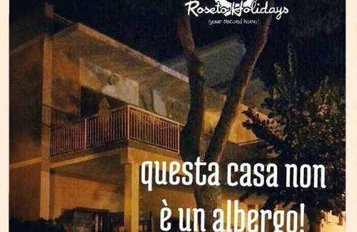 Roseto degli Abruzzi Apartment | Roseto Holidays: Premier Oceanfront Retreat with Private Beach