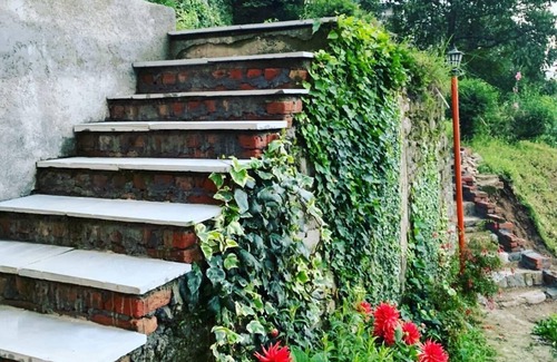 Ramgarh Apartment | Pet-Friendly Rosetree with Breakfast and Family Amenities