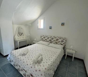 Vulcano Porto Apartment | Cozy Rosetta 4-Person Studio | Pet & Child Friendly Stay