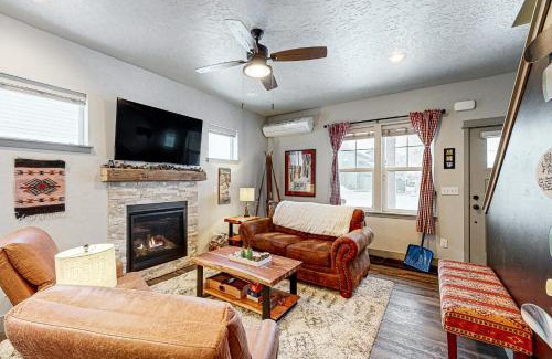 Donnelly House | Rosey - The Petite Chalet in the Pines