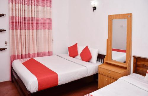 Nuwara Eliya Hotel | Budget-Friendly Roshan Guest House with Family Dining