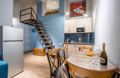Kazbegi Apartment | Discover Roshka: Family-Friendly 2 BD Apartment Getaway