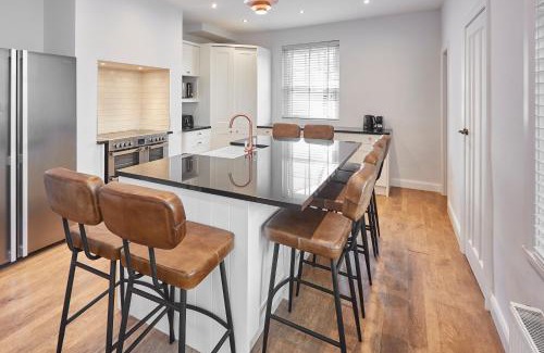 Pateley Bridge House | Perfect Stay at Roslyn House - Pet and Child Friendly