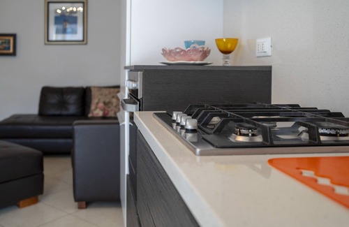 Marebello Apartment | Unforgettable Stay at Rosmini Serbati with Ocean Views