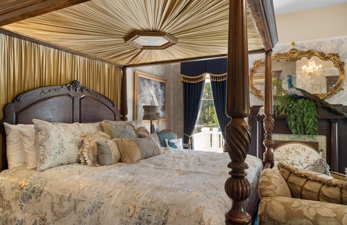 Hattiesburg Bed & Breakfast | Discover Ross Mansion Bed & Breakfast: Top-Rated Elegance