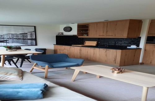 Balen House | Premier Family Villa with Heated Pool & Breakfast Included