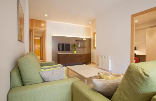 El Camp de l'Arpa del Clot Apartment | Family-Friendly Rosselló Apartment - Rated 9/10 by Guests