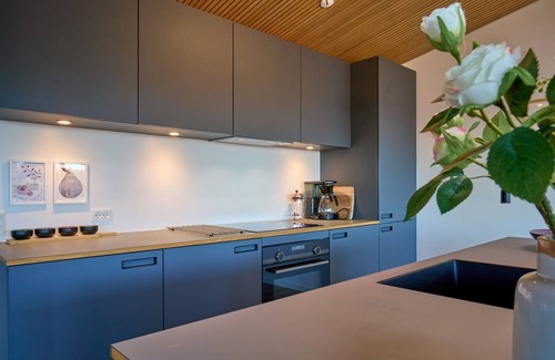 Sandvig House | Rossella: Oceanfront Retreat with Spa & Breakfast Included