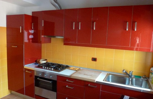 Pallanza House | Pet-Friendly Getaway at Rosso & Giallo - Rated 9/10!