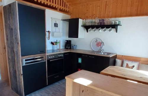 Stans House | Rossweid hut with a fantastic view