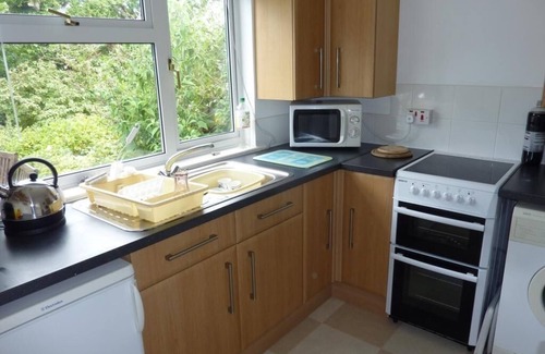 Mylor Churchtown Ski Chalet | Rostowan: Oceanfront Retreat in Portscatho, Rated 9.8