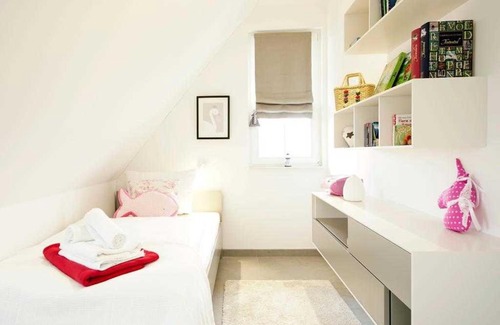 Gross Schwansee House | Roter Milan: Pet-Friendly Oasis with Oceanfront Views