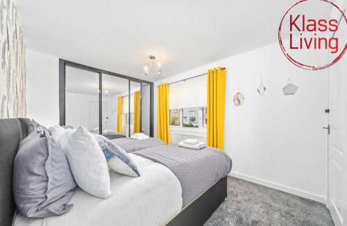 Coatbridge House | Rothesay House: Family-Friendly Retreat in Coatbridge
