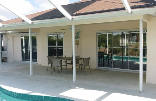 White Marsh House | Relaxing Stay at Rotonda West Golf Community with Ocean Views