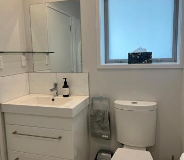 Rotorua Bed & Breakfast | Exceptional Rotorua Central Hosted B&B with Breakfast Included
