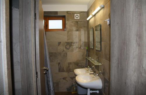 Kovar House | Discover Rotter Lajos Turistaház: Pet-Friendly Retreat