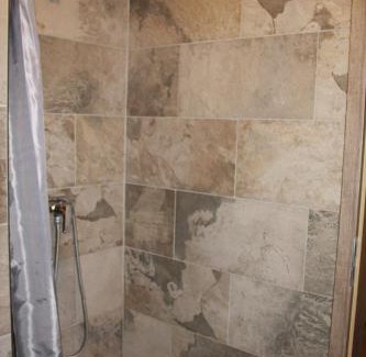 Kovar House | Discover Rotter Lajos Turistaház: Pet-Friendly Retreat