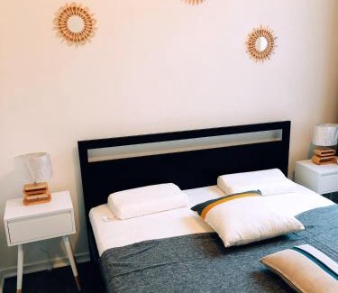 Roubaix Apartment | Comfortable Gite le Ferrum: Close to Museums & Metro