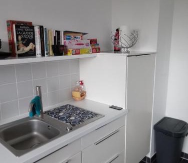 Roubaix Apartment | Cozy Roubaix Hotel Near Lille with Family-Friendly Amenities