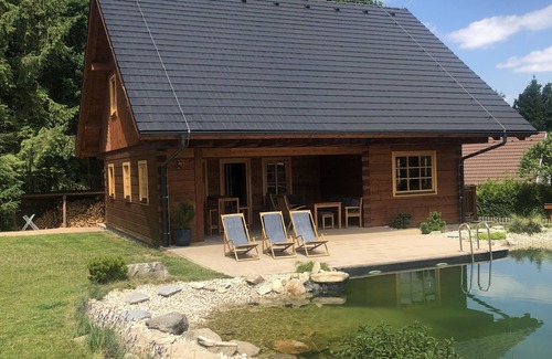 Borotin Cottage | Discover Roubenka KAMENNKA: Family and Pet-Friendly Retreat