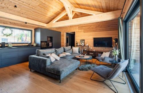 Smetanova Lhota Villa | Oceanfront Retreat at Roubenka Smetanka - Rated 10/10