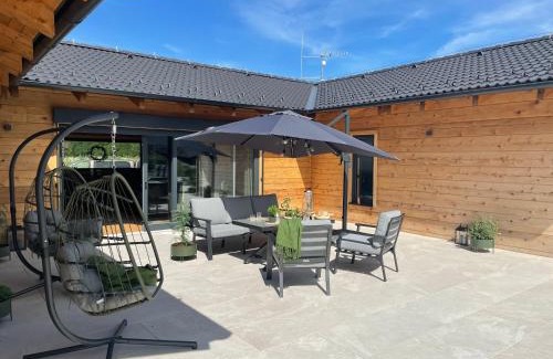 Smetanova Lhota Villa | Oceanfront Retreat at Roubenka Smetanka - Rated 10/10