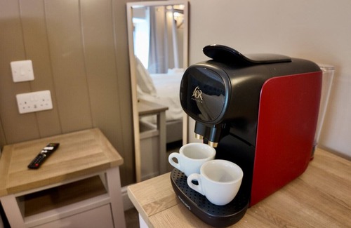 Fivelanes Apartment | Rough Tor - Rising Sun Inn