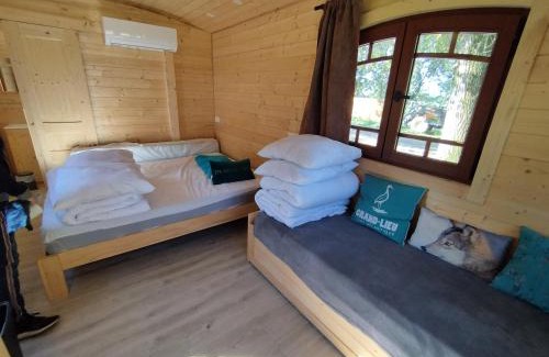 Machecoul-Saint-Meme House | Comfortable Roulotte Retreat on a Family-Friendly Farm