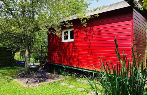 Conde-sur-Seulles House | Experience Roulotte la belle étoile for Unforgettable Stays