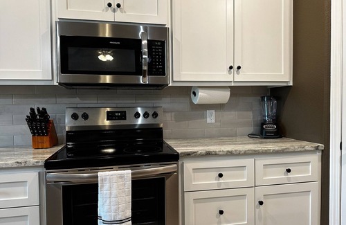 Conway House | Exceptional Round Mountain Lazy Days: Family-Friendly Retreat