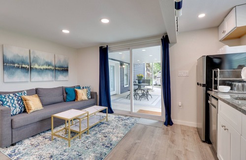 Brushy Bend Park Apartment | Round Rock Vacation Rental with Spa and Kitchen Amenities