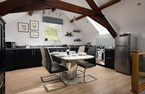 Lofthouse Cottage | Roundhill Coach House: Explore the Yorkshire Dales Retreat