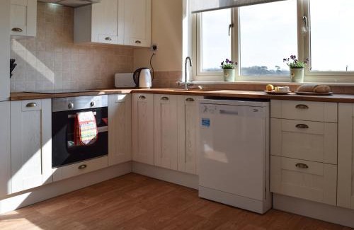 Culworth House | Roundhill: A 4-Star Getaway for Families and Pets