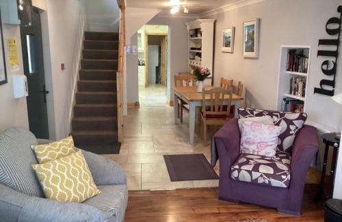 Roundstone House | Discover Old Bakery Ryans Roundstone Retreats - Rated 9.4/10