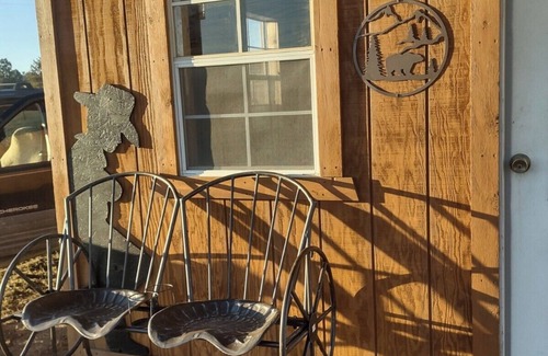 Roundup Cabin | Secluded Roundup Cabin: Cozy Retreat for Families & Pets
