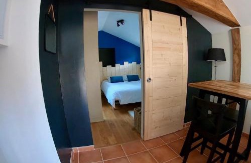 Vue House | Relax at Roustais sous la couette with Ocean Views