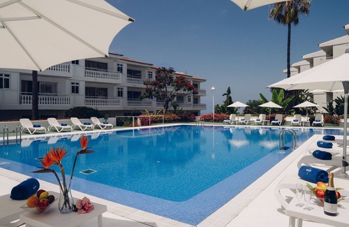 Los Realejos Apartment | Discover Route Active Hotel with Oceanfront Pool and Spa