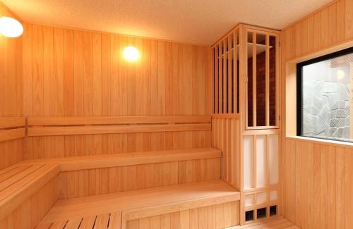 Tokai Hotel | Relax at Route Inn Grantia Tokai with Spa & Hot Tub