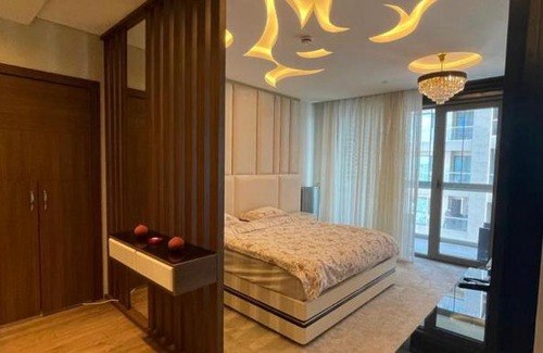 Mustafakemalpasa Apartment | Route Istanbul 1: Family-Friendly Stay with Hot Tub Bliss