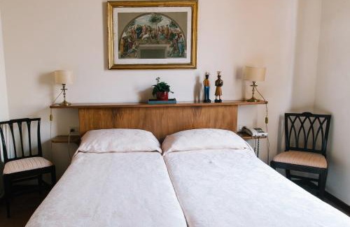 Rovezzano Bed & Breakfast | Discover Rovezzano B&B: Oceanfront Retreat with Pool