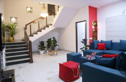 Gachibowli Apartment | Inviting Row House 4 BHK with Balconies Near AIG Hospital