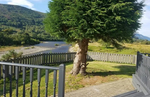 Spean Bridge Apartment | Discover Rowan Cottage: Family-Friendly Highland Retreat
