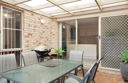 North Creek House | Oceanfront Bliss at Rowlo's Retreat, Rated 8.8/10