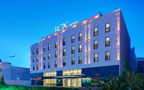 Bahcelievler Hotel | Discover Rox Hotel Istanbul: Family-Friendly & Accessible Stay