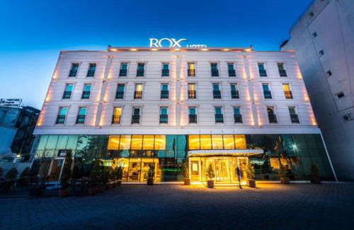 Bahcelievler Hotel | Discover Rox Hotel Istanbul: Family-Friendly & Accessible Stay
