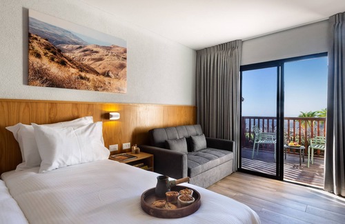 Mahane Zofar Hotel | Experience Roxon Desert Arad: Pool, Restaurant & Great Reviews