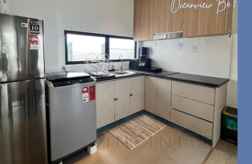 Sematan Apartment | Serene Roxy Sematan Beach Apartment with Oceanfront Views