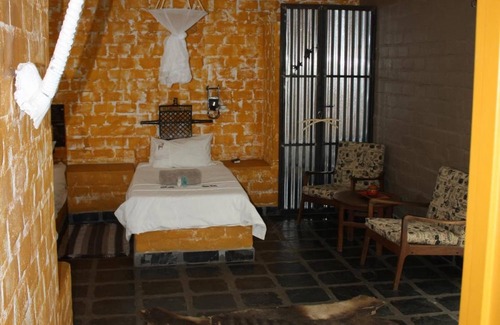 Grootfontein Cabin | Relax at Roy's Rest Camp with Family-Friendly Amenities