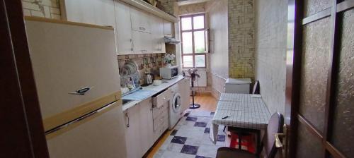 Dushanbe Apartment | Family-Friendly Royal Apartment 2 with Stellar Guest Ratings